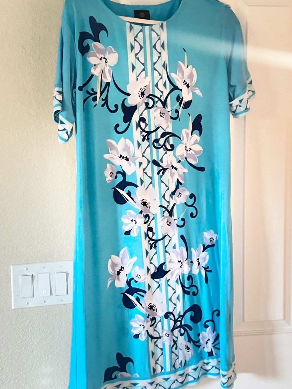 JM Collection Bright Turquoise dress ! Size M
